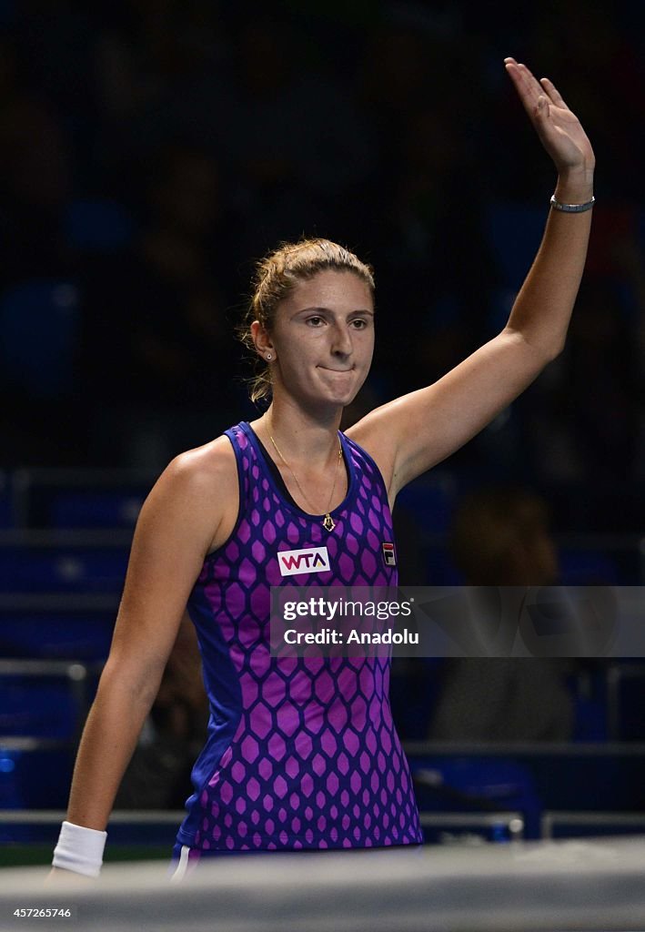 Kremlin Cup 2014: Ekaterina Makarova vs Irina-Camelia Begu