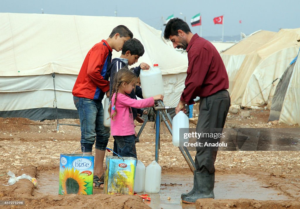 Syrian refugees face hard living conditions in Azaz