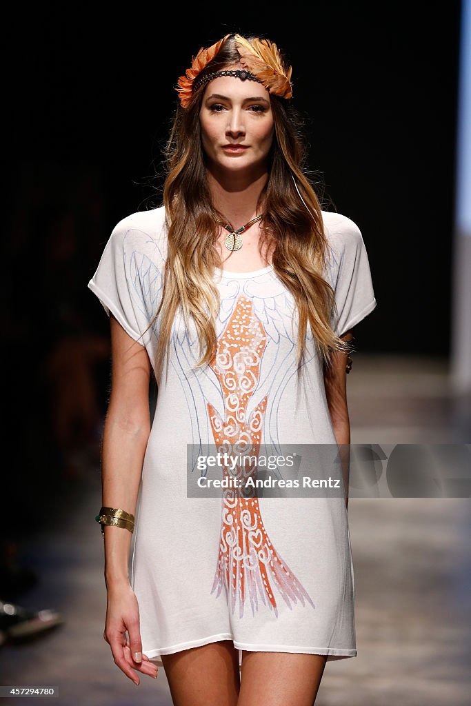 Lady Faith By Nazli Soylu: Runway - MBFWI Spring/Summer 2015