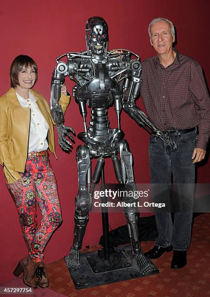 Terminar Directo James Cameron The Terminator Photos and Premium High Res Pictures ...