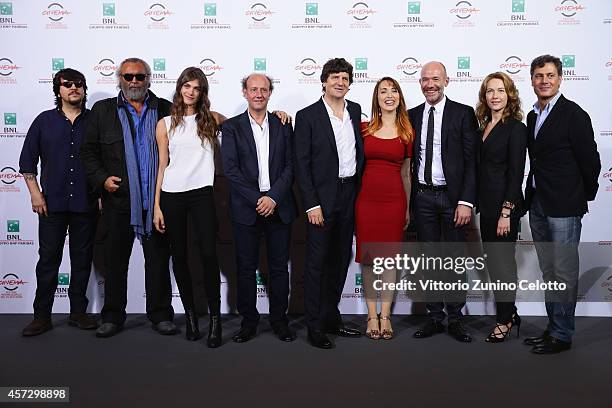 Ricky Memphis, Diego Abatantuono, Elisa Sednaoui, Alessandro Bisentini, Fabio De Luigi, Chiara Francini, Alessandro Genovesi, Cristiana Capotondi and...