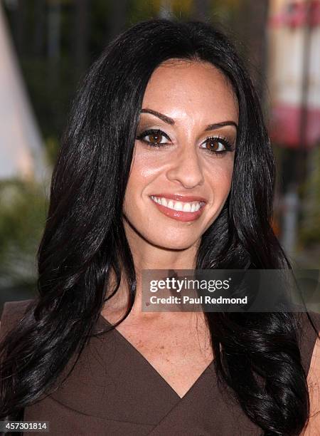 Lessy Robin Lesley Robins Photos and Premium High Res Pictures - Getty Images