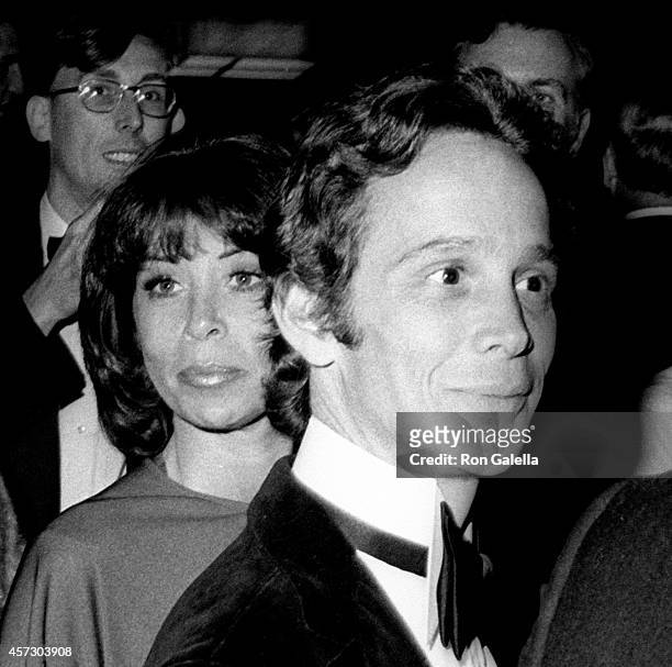 Joel Grey and wife Jo Wilder attend the party for 26th Annual Tony Awards on April 23, 1972 at the Americana Hotel in New York City.