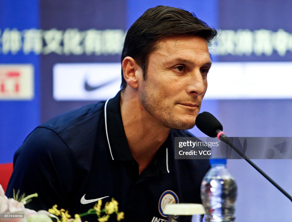 China-Italy Football Legends Match Press Conference