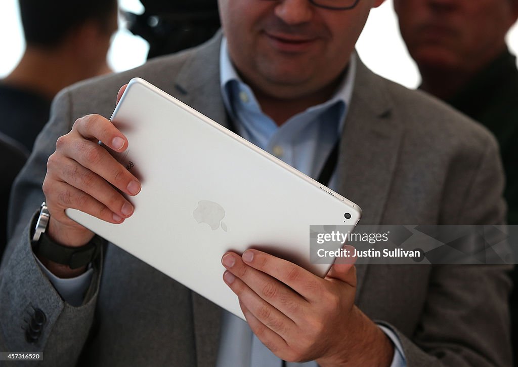 Apple Unveils New iPad Models