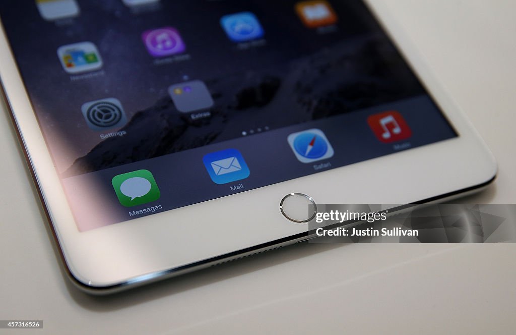 Apple Unveils New iPad Models