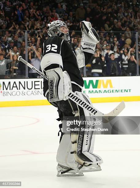 Goalie Jonathan Quick of the Los Angeles Kings celebrates after stopping all three shots in the shootout and recording a shutout against the St....