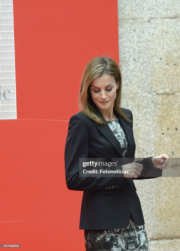 Queen Letizia Attends the Launch of 'Guia del Corazon'