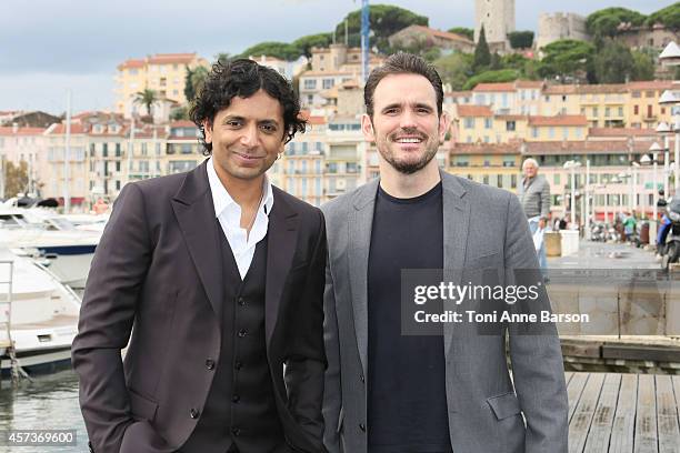 Night Shyalmalan and Matt Dillon pose during "Wayward Pines" Photocall at the Pantiero on October 14, 2014 in Cannes, France.