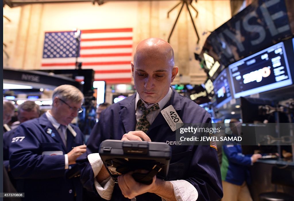 US-ECONOMY-MARKET-TRADE-NYSE
