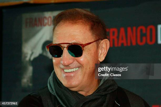 Venezuelan singer Franco de Vita looks on during a press conference to promote his album Primera Fila on December 16, 2013 in Mexico City, Mexico.