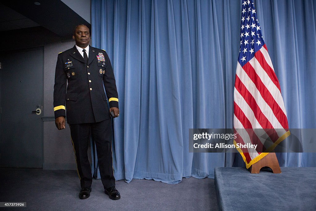 Gen. Lloyd Austin II holds a media briefing on Operation Inherent Resolve