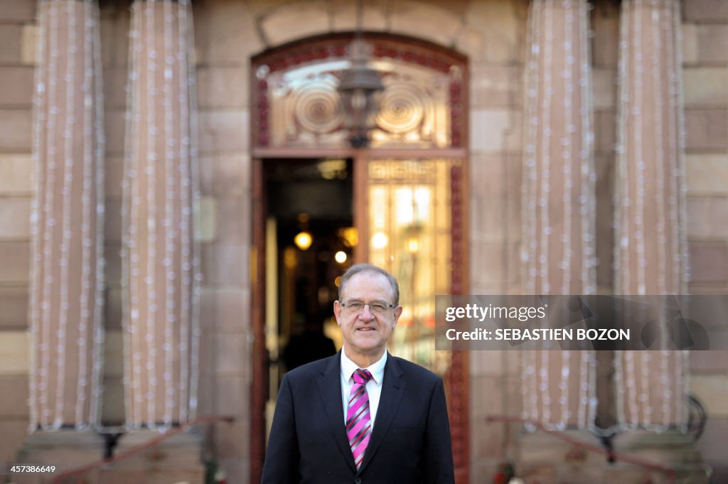 FRANCE2014-VOTE-PS-BELFORT