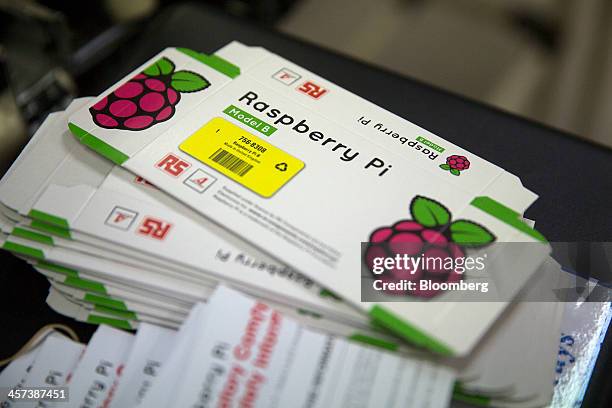 Raspberry Pi Photos and Premium High Res Pictures - Getty Images