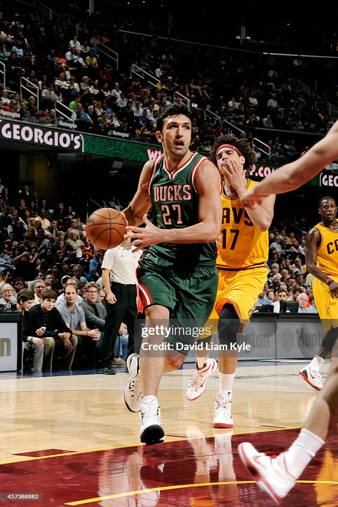 Milwaukee Bucks v Cleveland Cavaliers