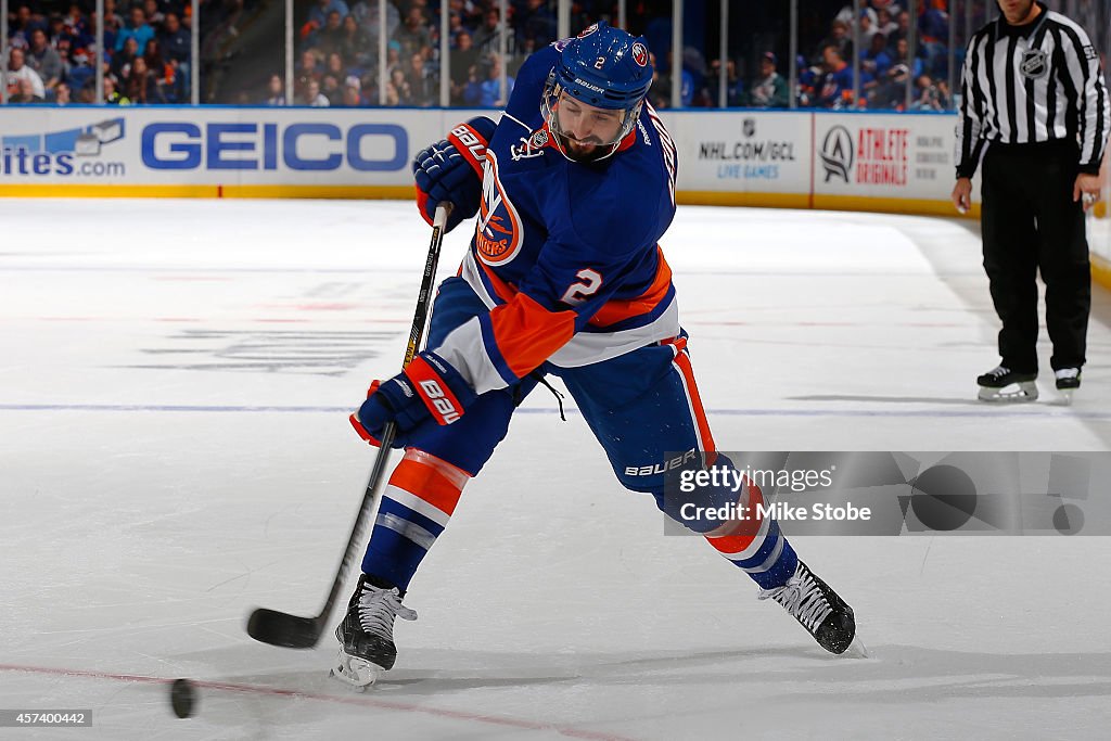 Carolina Hurricanes v New York Islanders