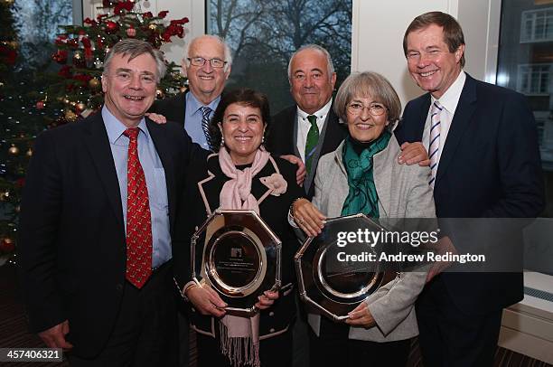 Maria-Acacia López-Bachiller and Nuria Pastor pose with their special awards alongside Ken Schofield, Neil Coles, Angel Gallardo and George O'Grady...