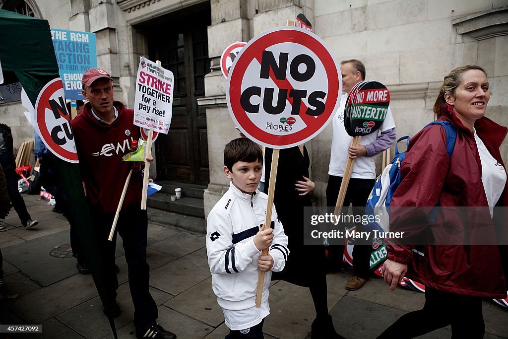 TUC Demonstrate For 'Britain Needs a Pay Rise'