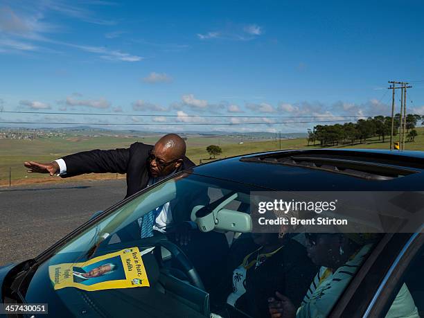 Security is tight for the Nelson Mandela funeral with the Army and Police on full display, Qunu, South Africa, 14 December 2014. An icon of...