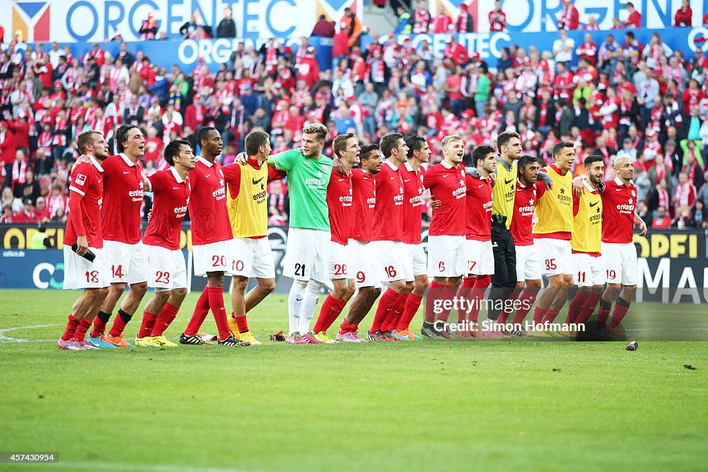 1. FSV Mainz 05 v FC Augsburg - Bundesliga