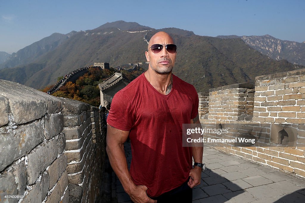 Cast Of Hercules Visit The Great Wall Of China