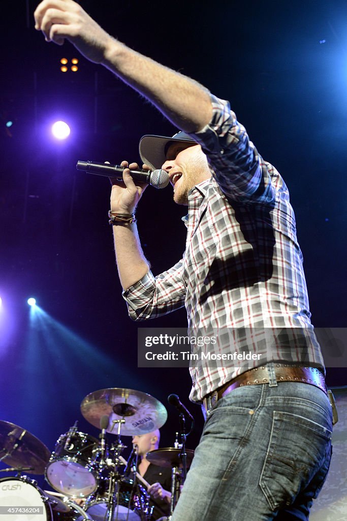 Luke Bryan In Concert - Concord, CA