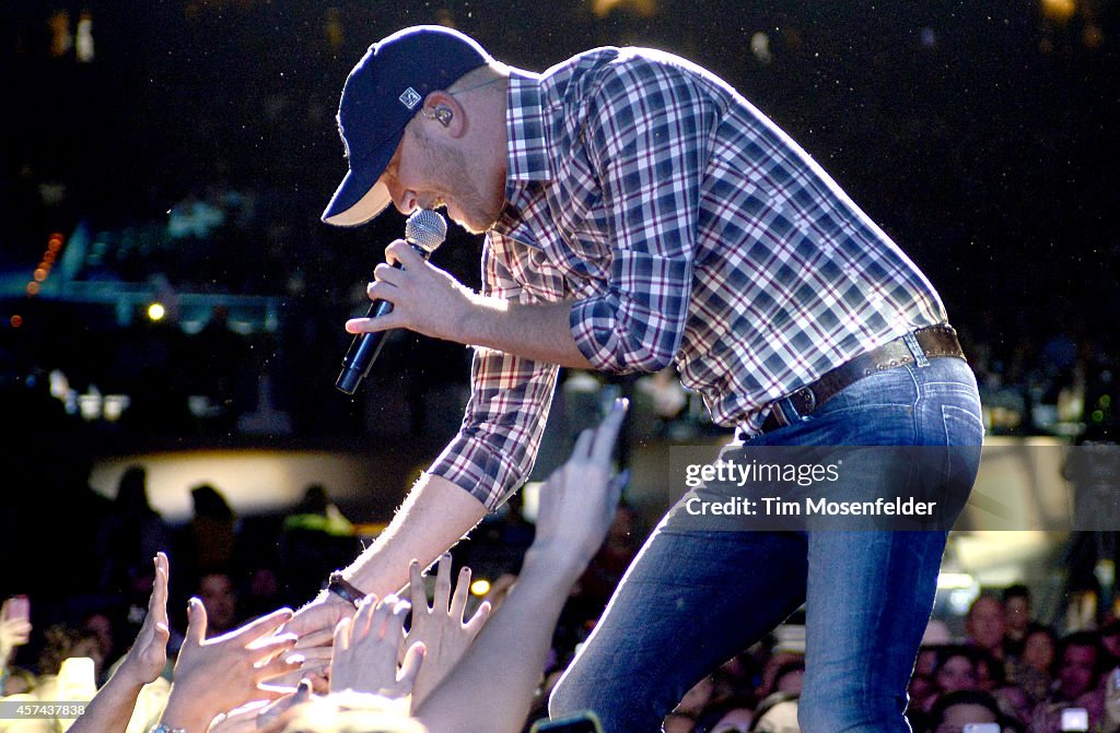 Luke Bryan In Concert - Concord, CA