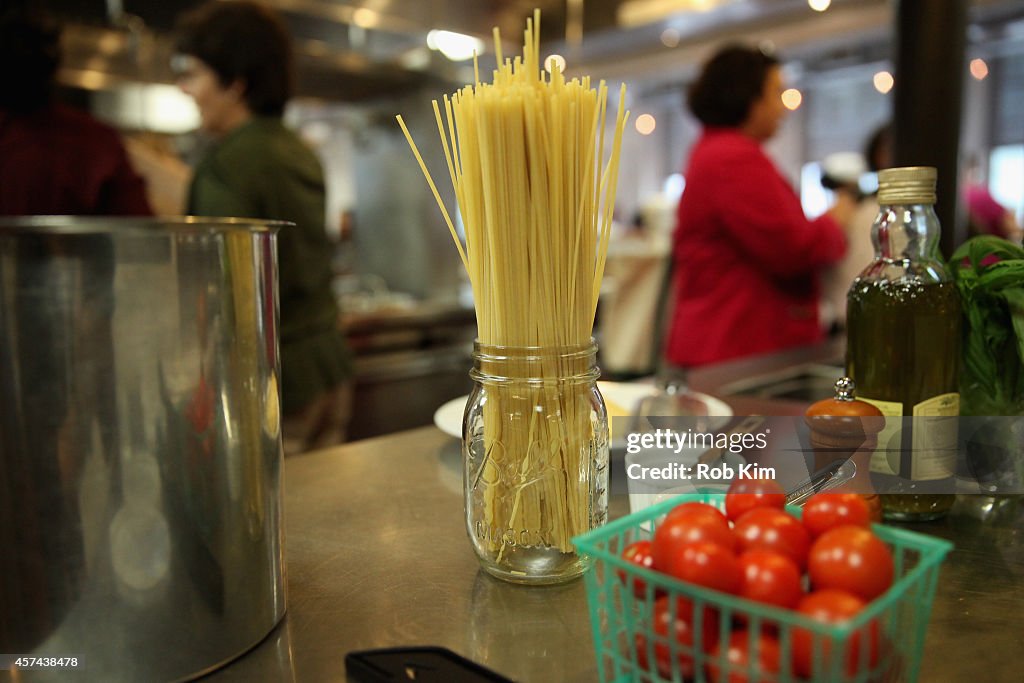 Cooking With One Pot: A Master Class Hosted By Martha Stewart - New York City Wine & Food Festival