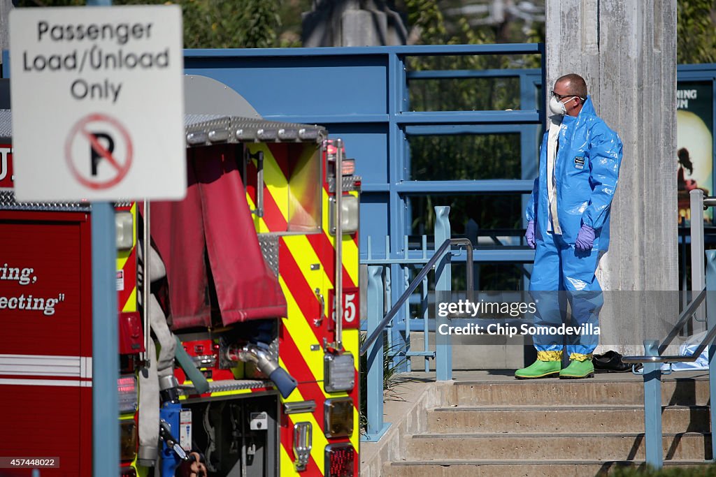 Two Healthcare Workers In Dallas Infected With Ebola After Treating Patient