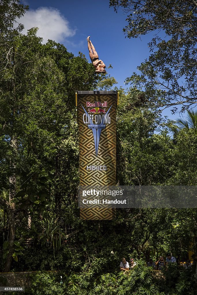 Red Bull Cliff Diving World Series 2014