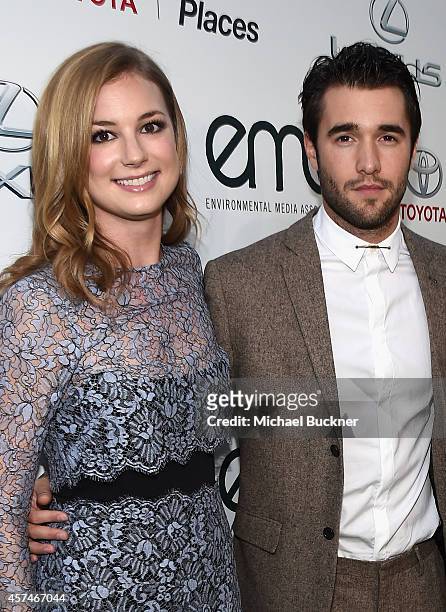 Actors Emily VanCamp and Joshua Bowman attend the 24th Annual Environmental Media Awards presented by Toyota and Lexus at Warner Bros. Studios on...