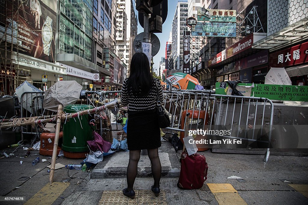 Protestors Continue To Resist As Police Attempt To Clear Protest Sites