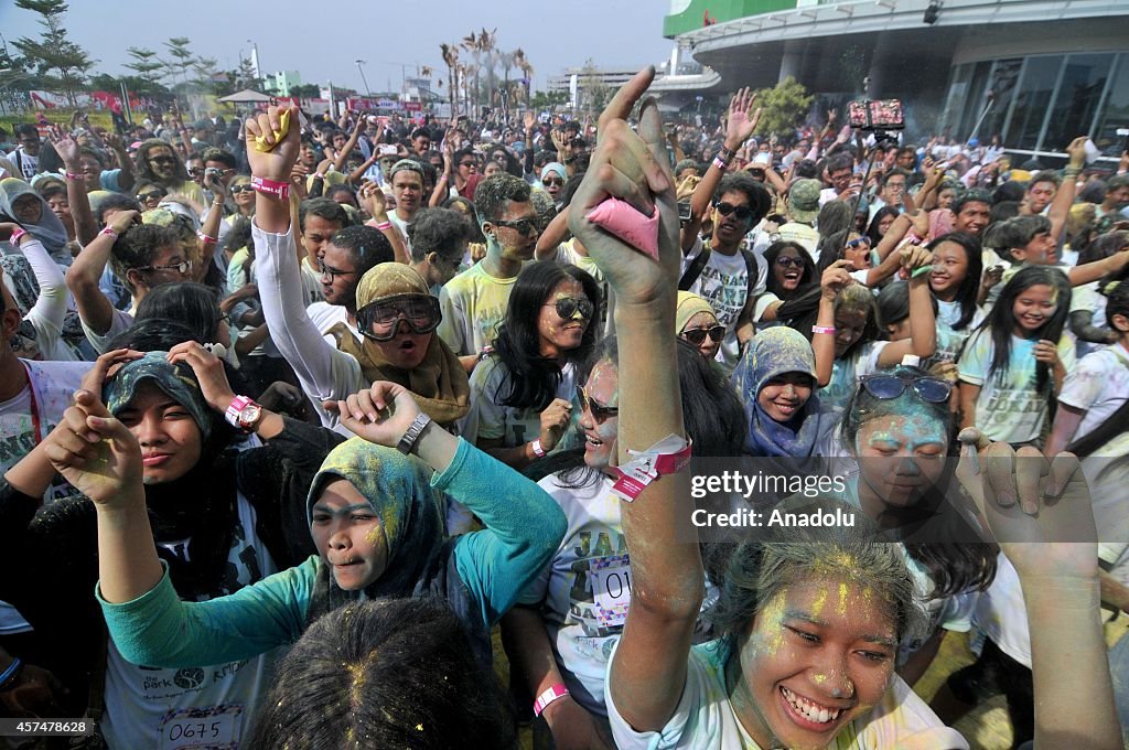 Colorful running in Surakarta to celebrate World Food Day