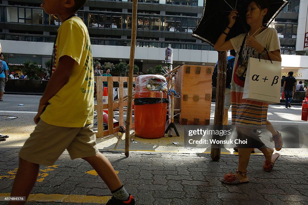 Hong Kong Police Continue To Clear Protest Sites