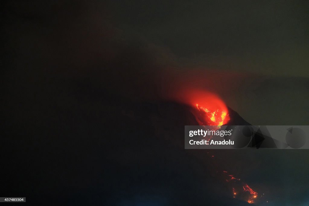 Sinabung Volcano Eruption in Northern Sumatra