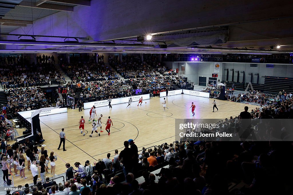 Hamburg Towers v Bayer Giants Leverkusen - Second Basketball Bundesliga