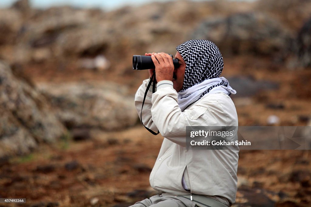 Syrian Kurds Battle IS To Retain Control Of Kobani