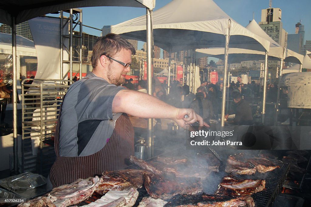 Tim Rattray Chef Chef Timothy Rattray prepares food at Meatopia News Photo - Getty Images