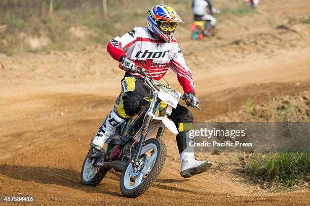 Single Motor Rider 62 Singlespeed Bike Stock Photos, High-Res Pictures, and Images - Getty ...