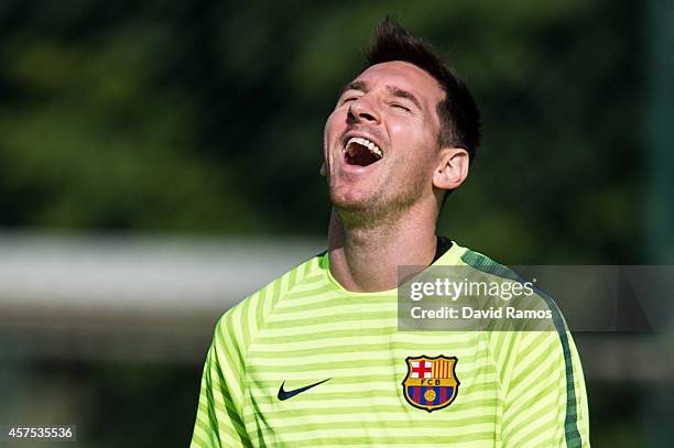 Messi Rosto Messi Smile Photos and Premium High Res Pictures - Getty Images