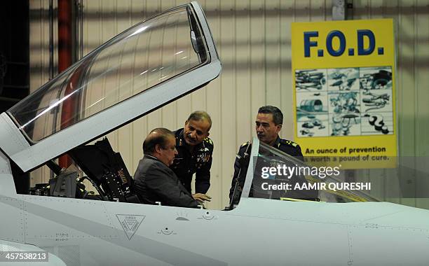 T2 Rafique Rafique Qureshi Photos and Premium High Res Pictures - Getty Images