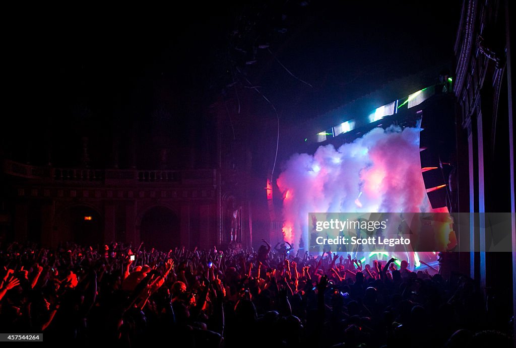 Calvin Harris In Concert - Detroit, MI