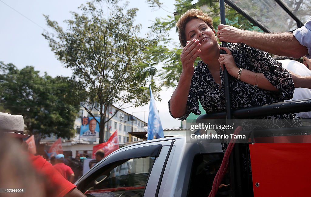 Brazilian President Dilma Rousseff Campaigns In West Zone Of Rio de Janeiro
