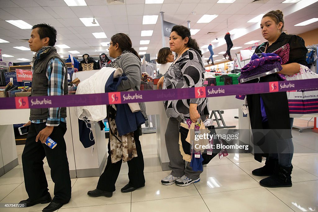 Shoppers at a Wal-Mart de Mexico Suburbia Store Ahead of Quarterly Earnings Report