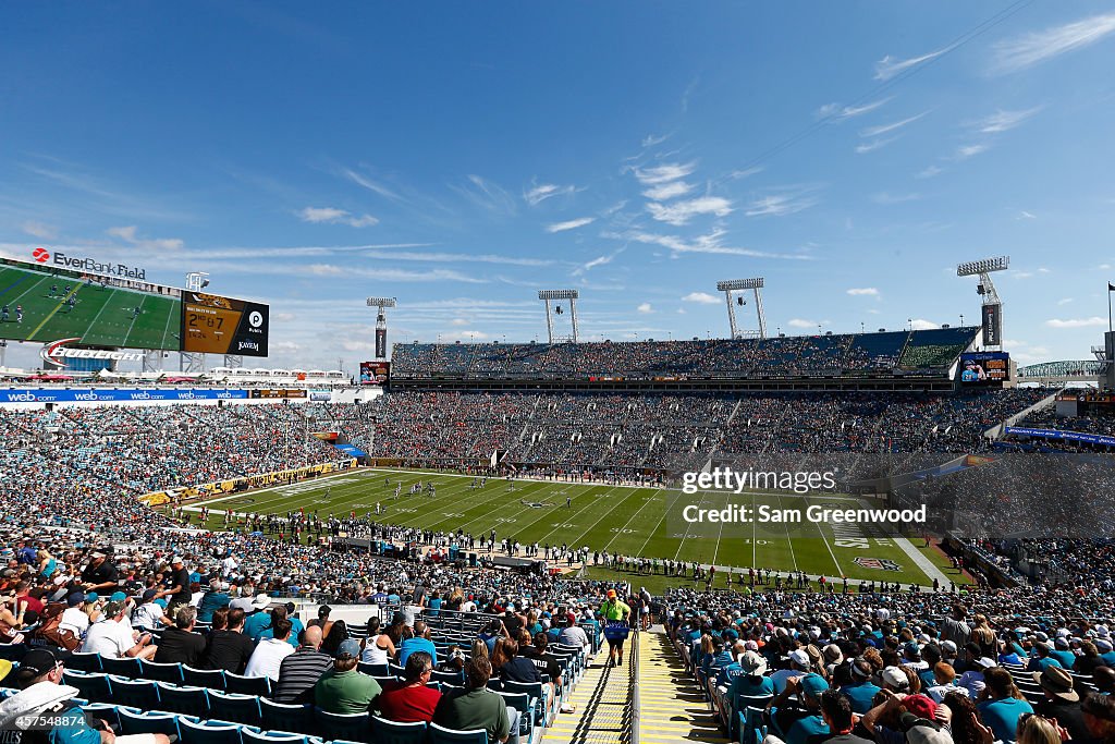 Cleveland Browns v Jacksonville Jaguars