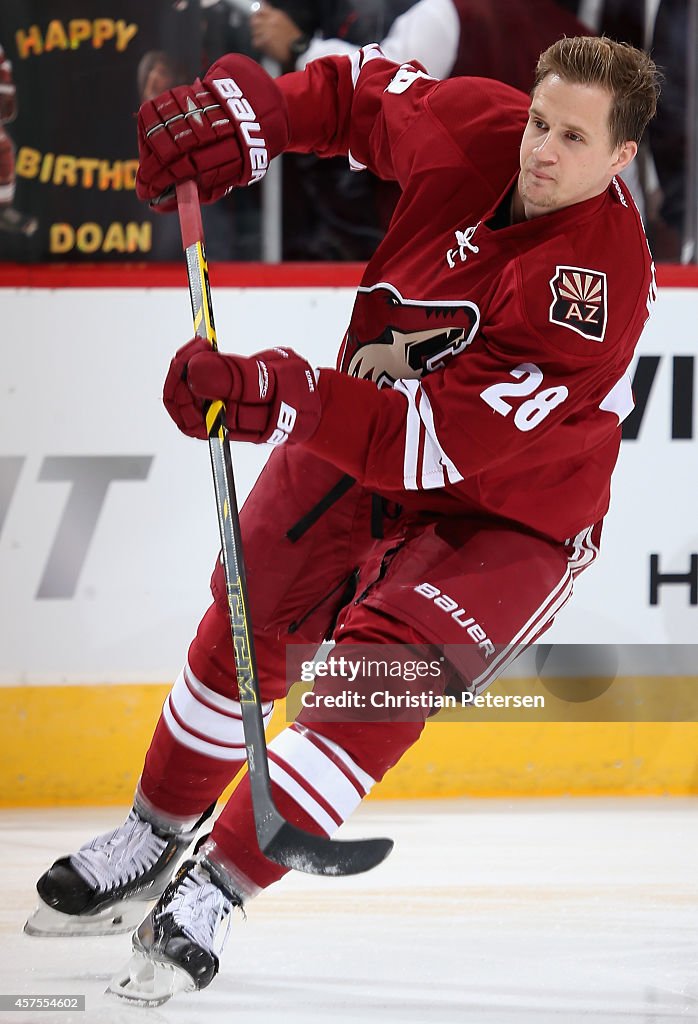 Winnipeg Jets v Arizona Coyotes