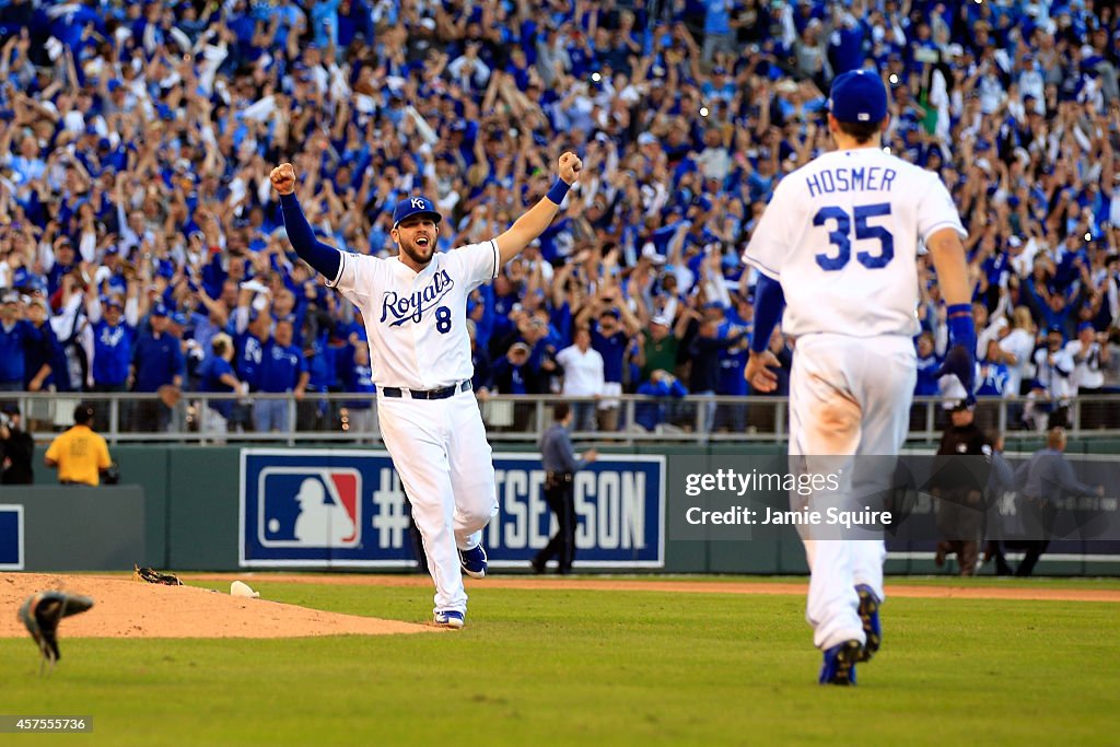 ALCS - Baltimore Orioles v Kansas City Royals - Game Four