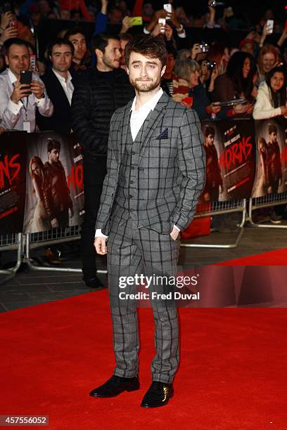 Daniel Radcliffe attends the 'Horns' premiere at Odeon West End on October 20, 2014 in London, England.