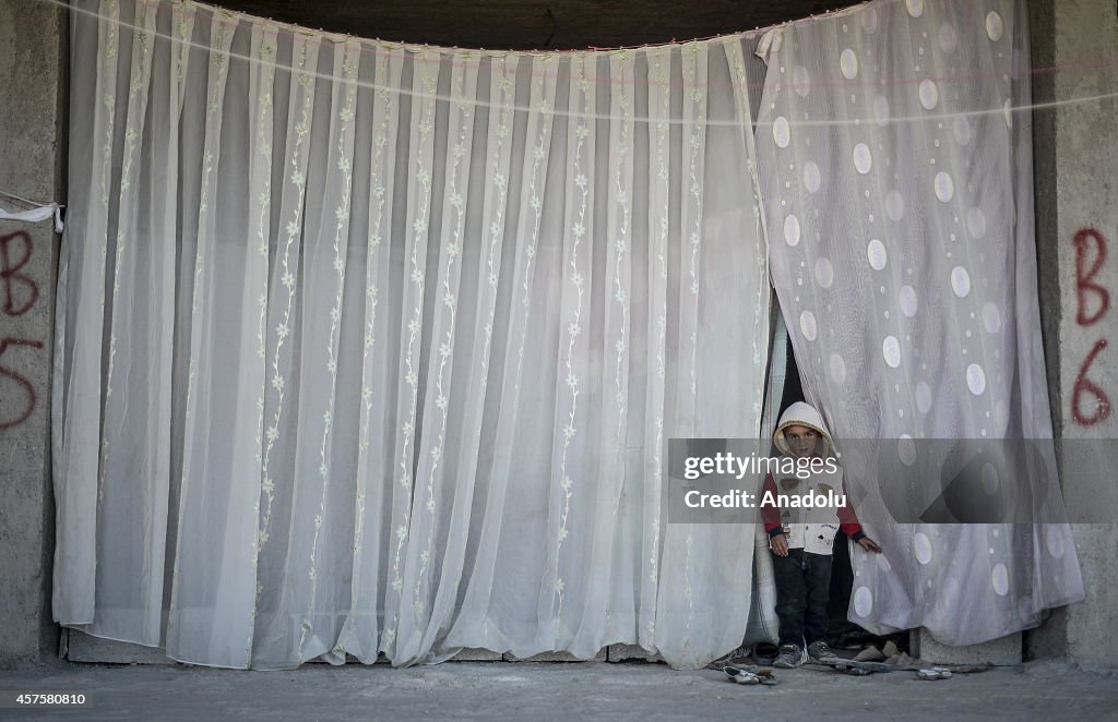 Syrian Kurdish refugees in Suruc refugee camp