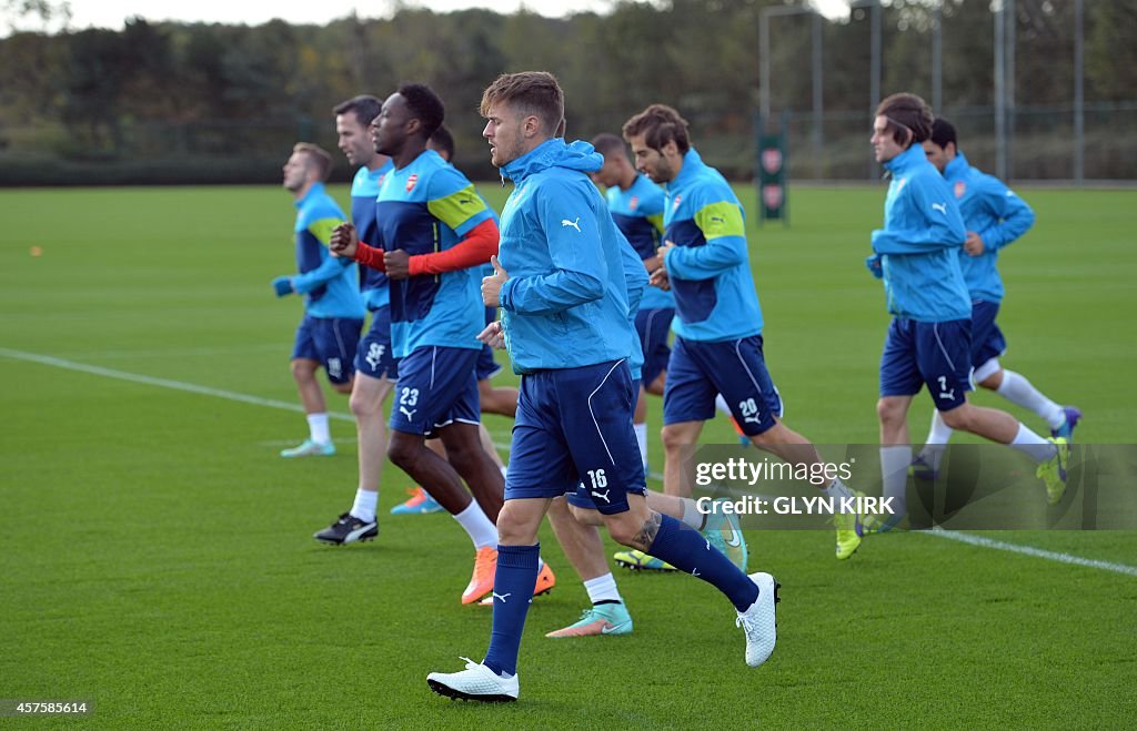 FBL-EUR-C1-ANDERLECHT-ARSENAL-TRAINING